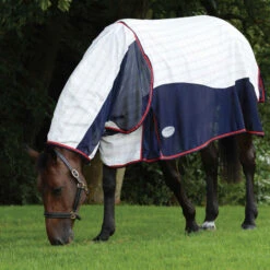 Weatherbeeta Breeze With Surcingle III Combo Neck Rug - White / Navy -Weatherbeeta Shop 30f1c45a34a32ac999f914e280bb551a 9.700x700