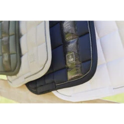 2022 Eskadron Big Square Glossy Saddle Cloth 212238 445 150 - Ash Green -Weatherbeeta Shop 4788 esk 0022 kam 212238 445 xxx2.700x700