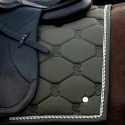 2022 PS Of Sweden Signature Dressage Cotton Saddle Pad 1110-022 - Forest Green 9 2022 PS Of Sweden Signature Dressage Cotton Saddle Pad 1110-022 - Forest Green -Weatherbeeta Shop 5637 202220PS20Of20Sweden20Signature20Dressage20Cotton20Saddle20Pad201110 02220 2020Forest20Green20Lifestyle202.700x700