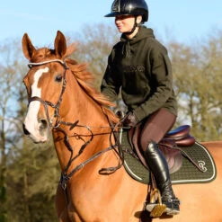 2023 PS Of Sweden Elite Jump Saddle Pad 1110-056 - Dark Green -Weatherbeeta Shop 6080 202320PS20of20Sweden20Elite20Jump20Saddle20Pad201110 05620 20Dark20Green20Lifestyle202.700x700