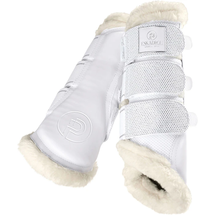 2023 Eskadron Glossy Crystal Saddle Cloth & Mesh Evo-Wool Tendon Boots Bundle 218131555131 - White 4 2023 Eskadron Glossy Crystal Saddle Cloth & Mesh Evo-Wool Tendon Boots Bundle 218131555131 - White - Image 4