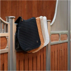 2023 Eskadron Platinum Cotton Saddle Pad 211039412030 - Cognac Colour Cognac -Weatherbeeta Shop 6449 202320Eskadron20Platinum20Cotton20Saddle20Pad2021103941203020 20Tan20Taupe20Lifestyle201.700x700