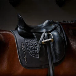2023 Eskadron Platinum Sparkle Avantgarde Saddle Cloth 225039534290 - Black -Weatherbeeta Shop 6477 202320Eskadron20Platinum20Sparkle20Avantgarde20Saddle20Cloth2022503953429020 20Black2020Lifestyle202.700x700